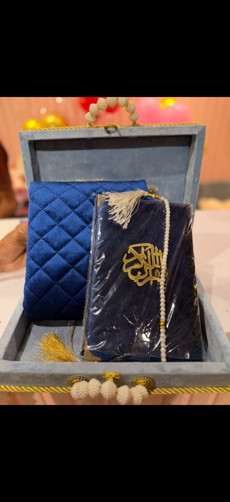 Luxury Velvet Islamic Gift Set | Quran, Prayer Mat & Tasbih