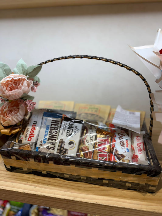 Premium Confectionery Collection (Nutella, Hershey's, Kinder & More)